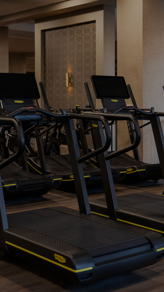 Workout floor at life time