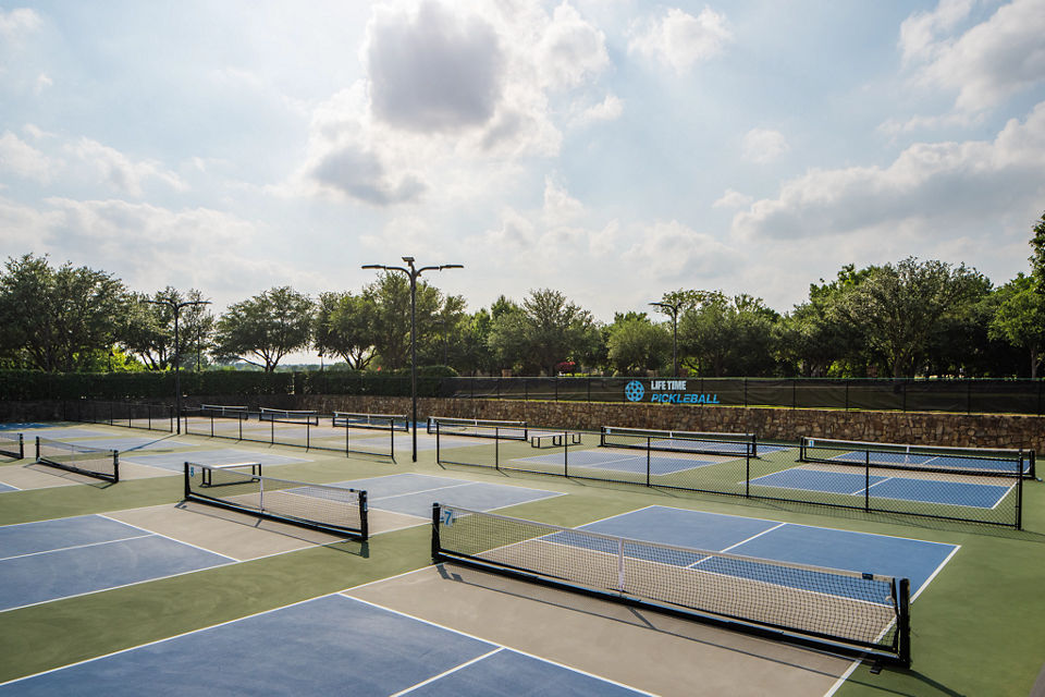 Outdoor pickleball courts at Life Time