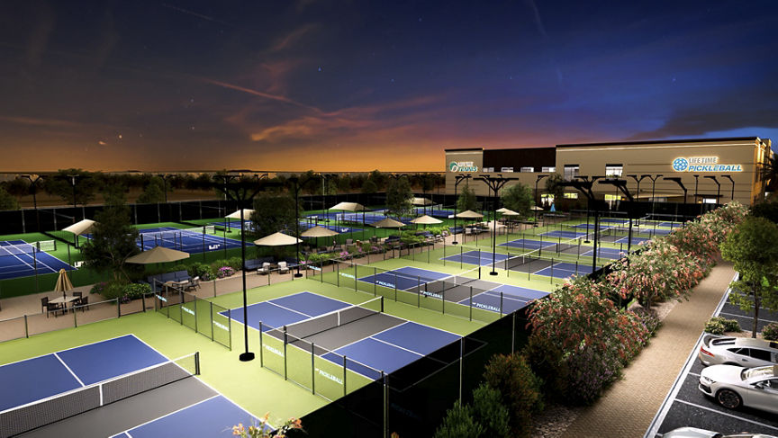 outdoor pickleball courts