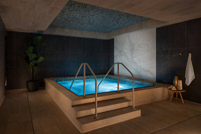 cold plunge at Life Time