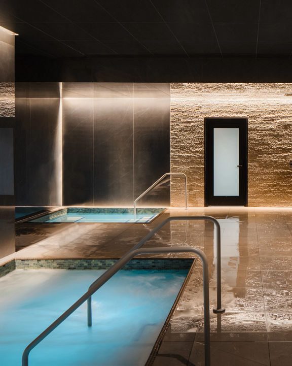 cold plunge and whirl pool at Life Time