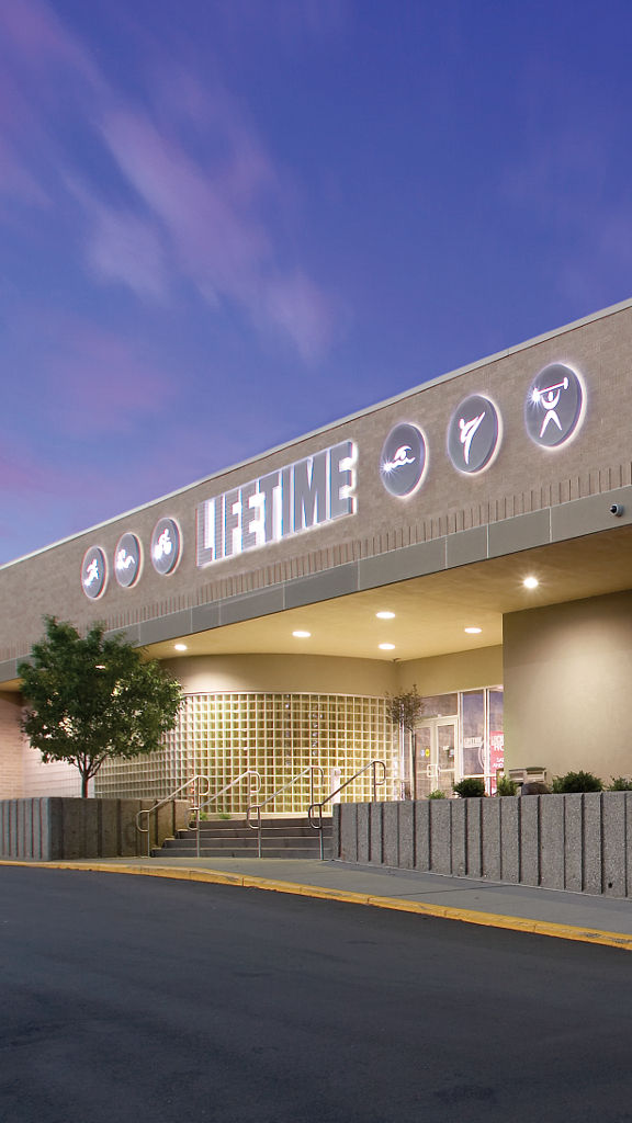 The exterior of the Crosstown Eden Prairie Life Time location